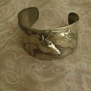 Cuff bracelet